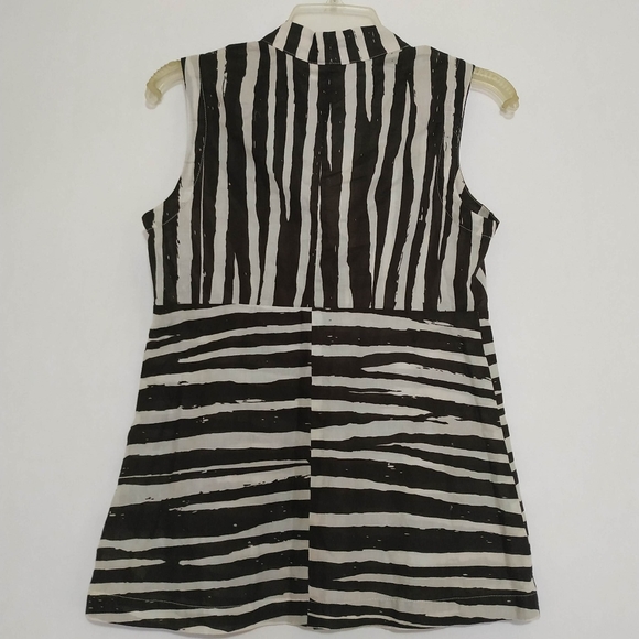 Rogan Sz. M Zebra Sleeveless buttoned Blouse NWT - Picture 2 of 7